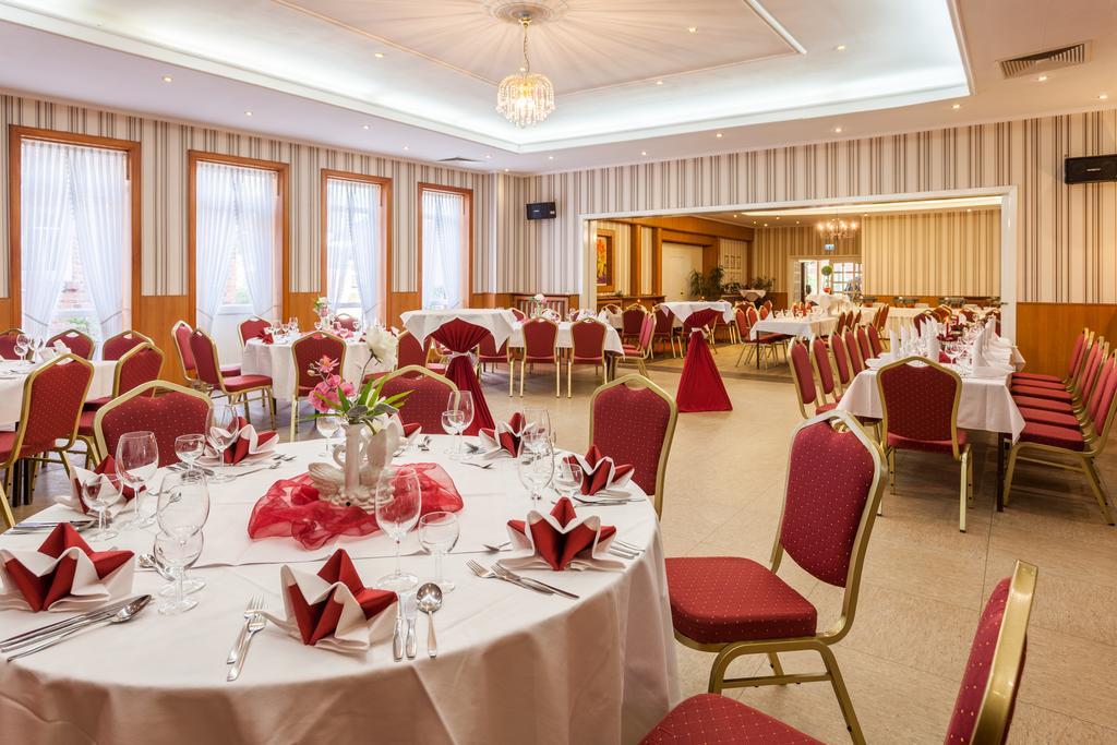 Landhotel Zur Linde Verden an der Aller Exteriör bild